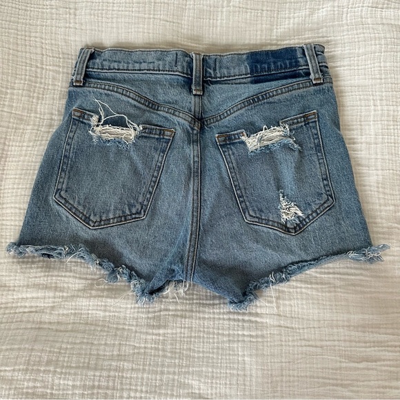 Abercrombie High Rise Mom short 25 - Picture 2 of 3